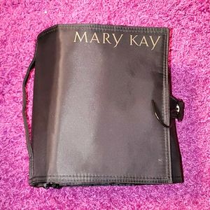 Mary Kay  Organizer